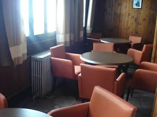 فندق Universitario De 3*