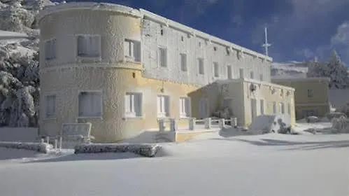 فندق Universitario De